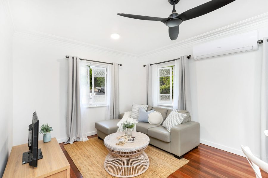 Mitchelton Renovation - lounge